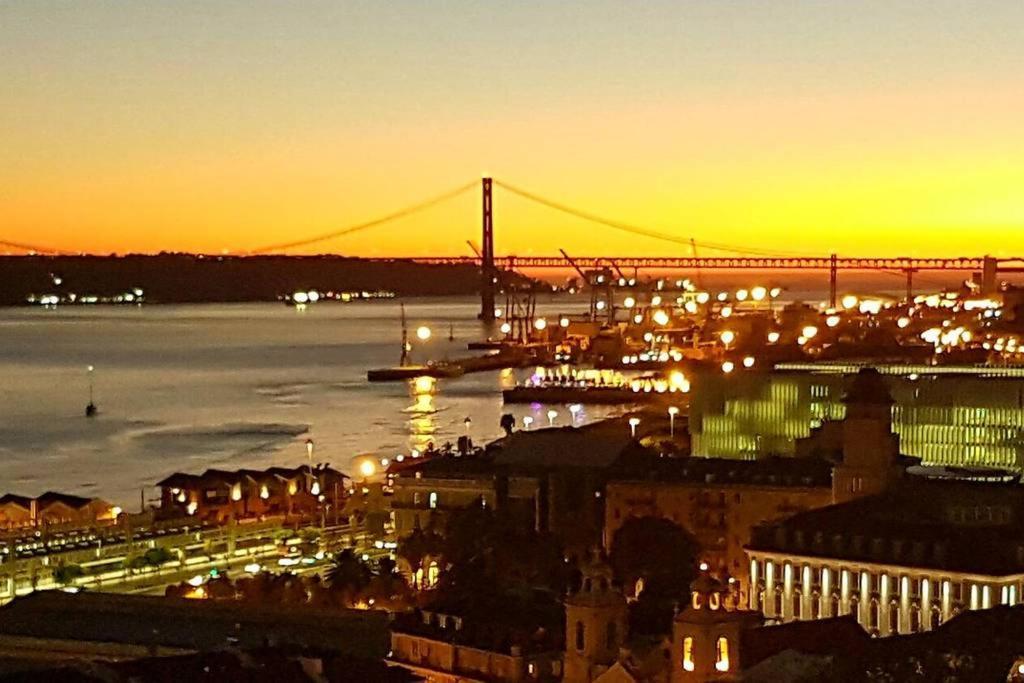 Apartamento Lovelystay - Full Sky In Chiado *