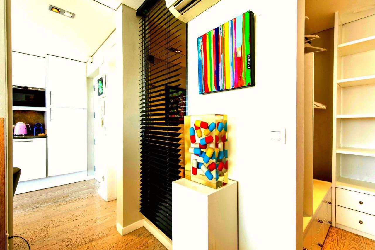 Lovelystay - Full Sky In Chiado