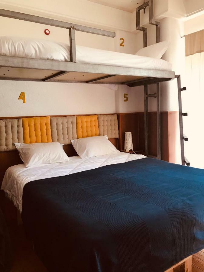 Hostal Santos Hostel - Lisboa