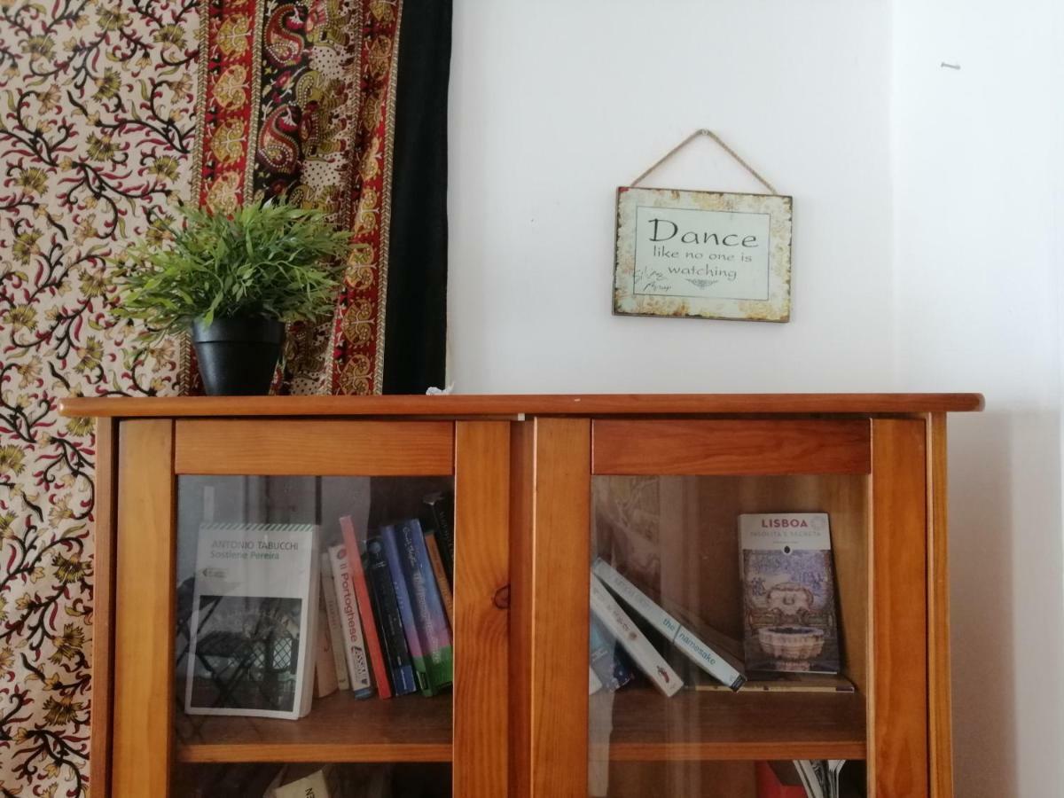 Hostal Locals & Lisboa