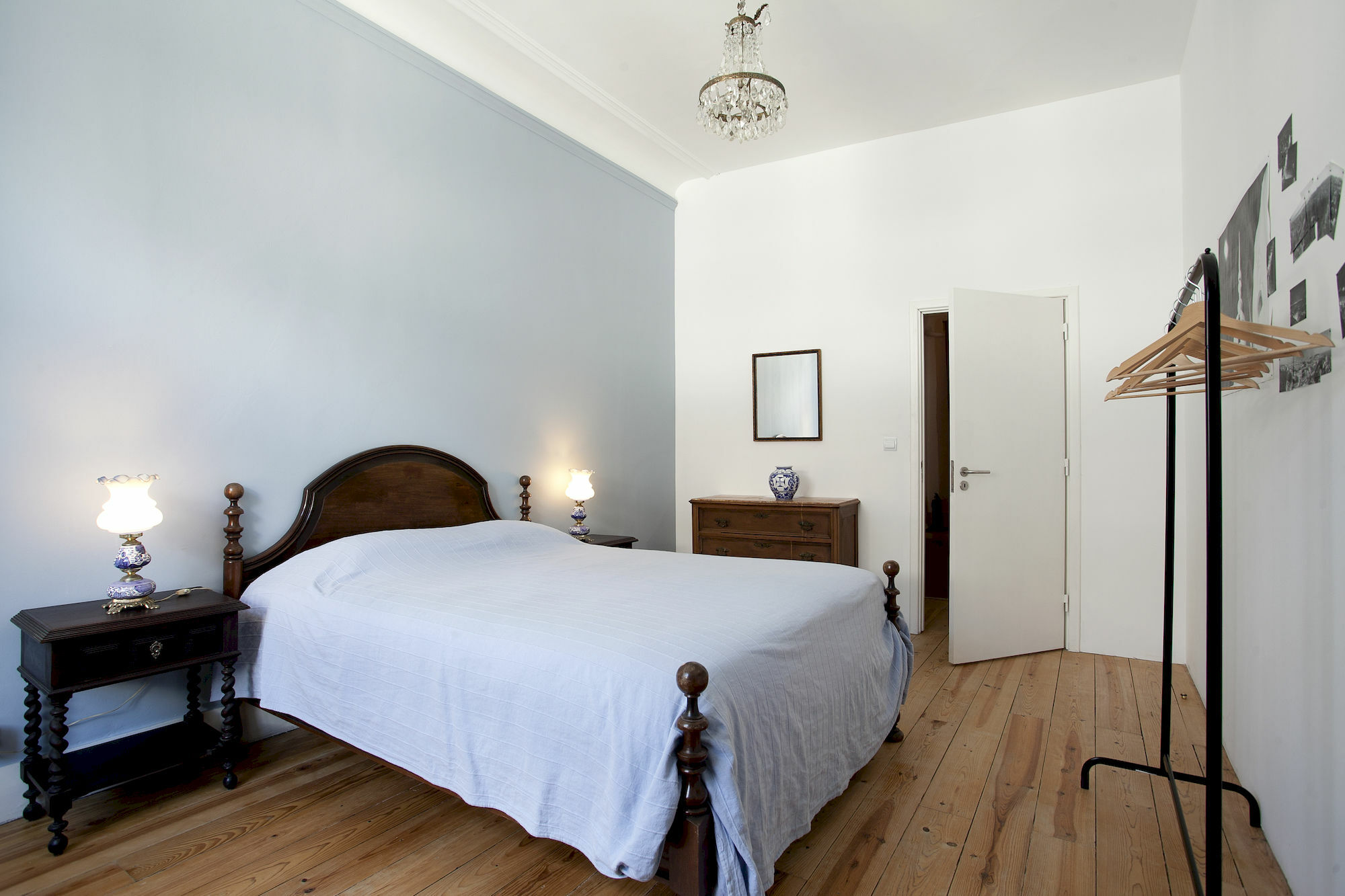 Lost :: Cais House 3*