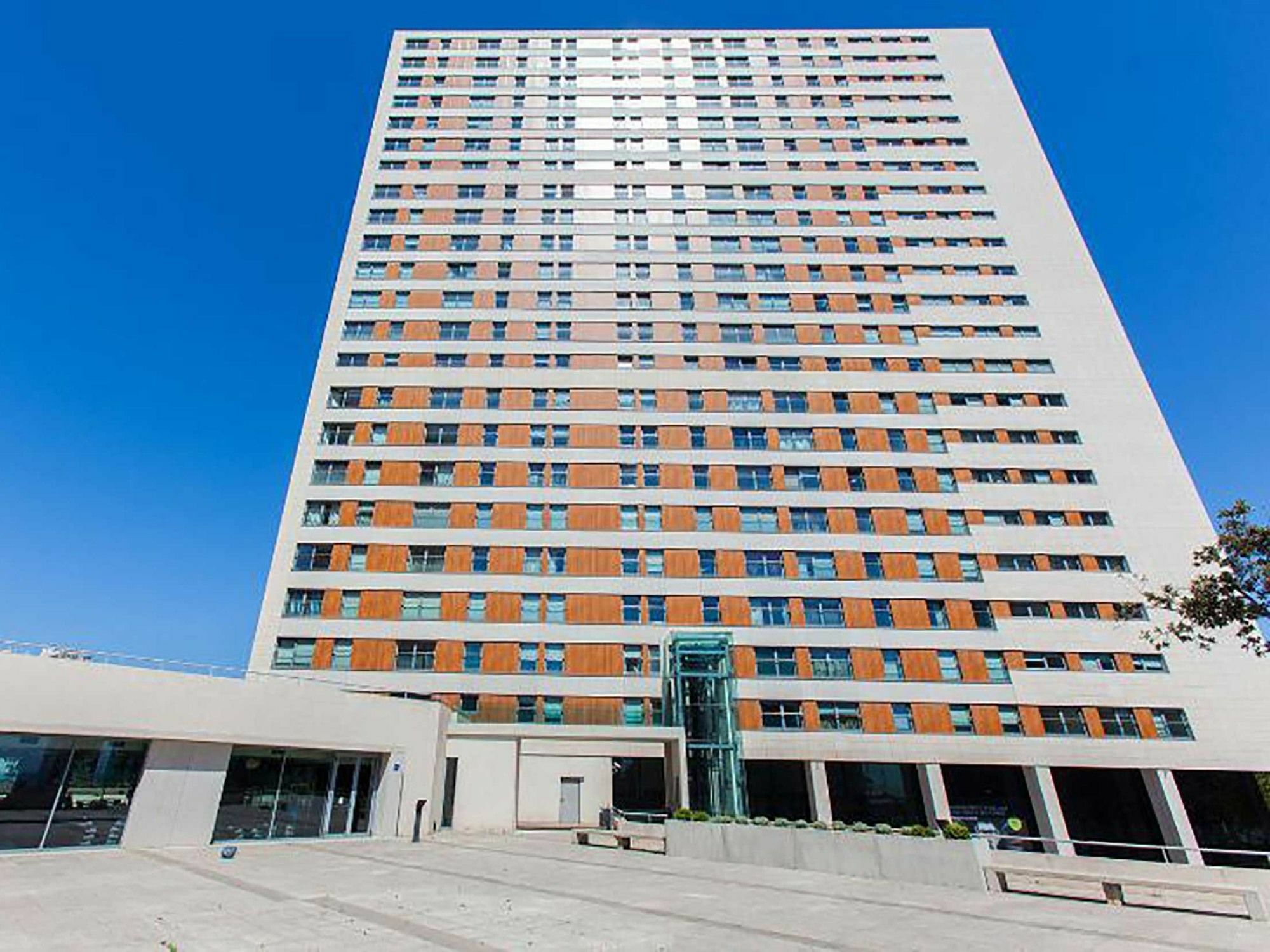 Superior In Apartamento