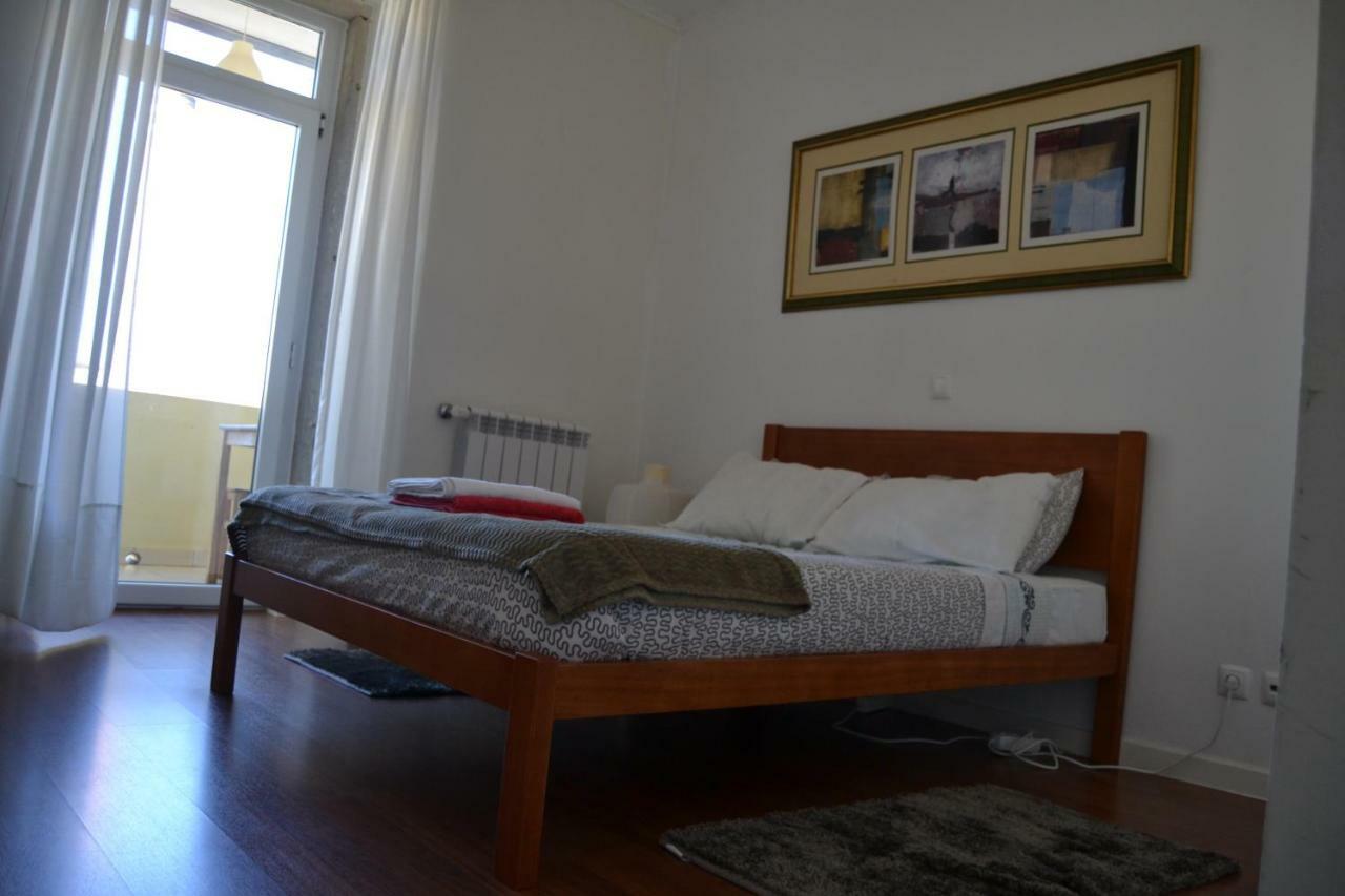 Hostal Metro *