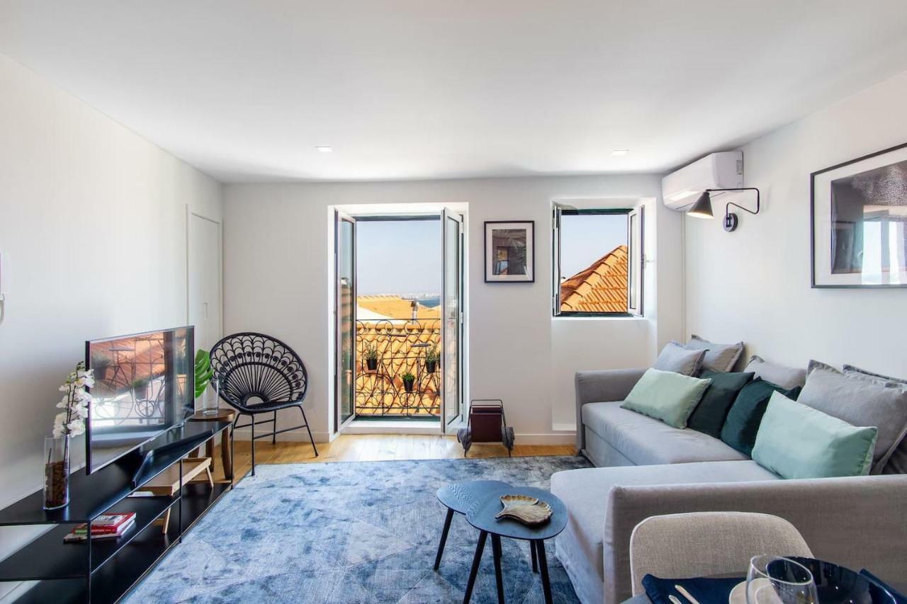 Lovelystay - Turquoise River View I Apartamento