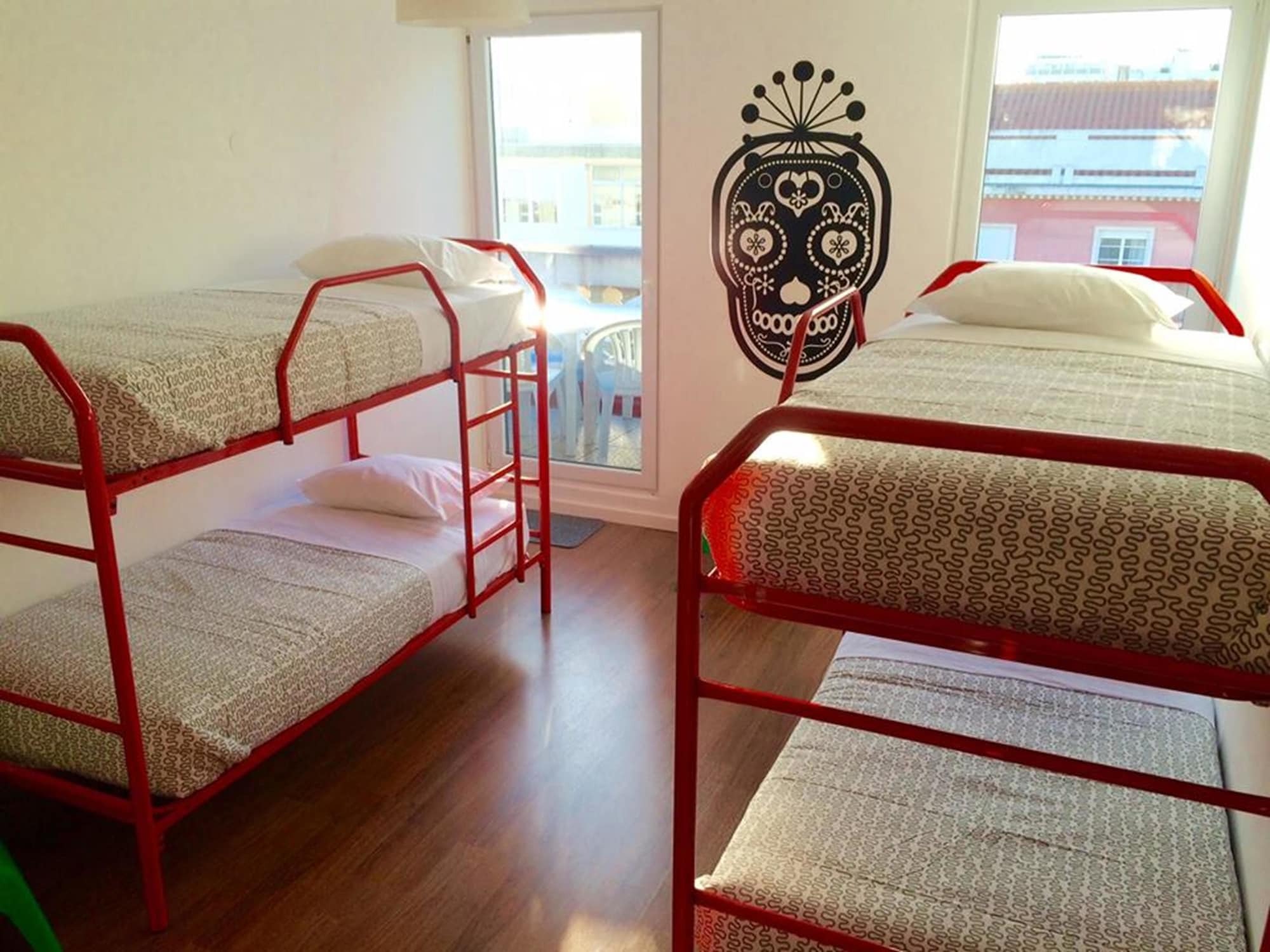 Metro Hostal