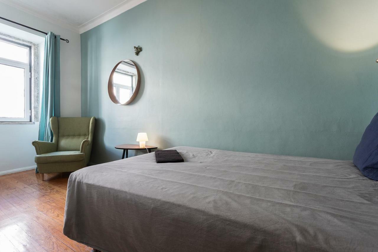 Chiado Bairro Alto, Bright And Newly Renovated 3 Bedroom Apartment, Historical Center * Lisbon