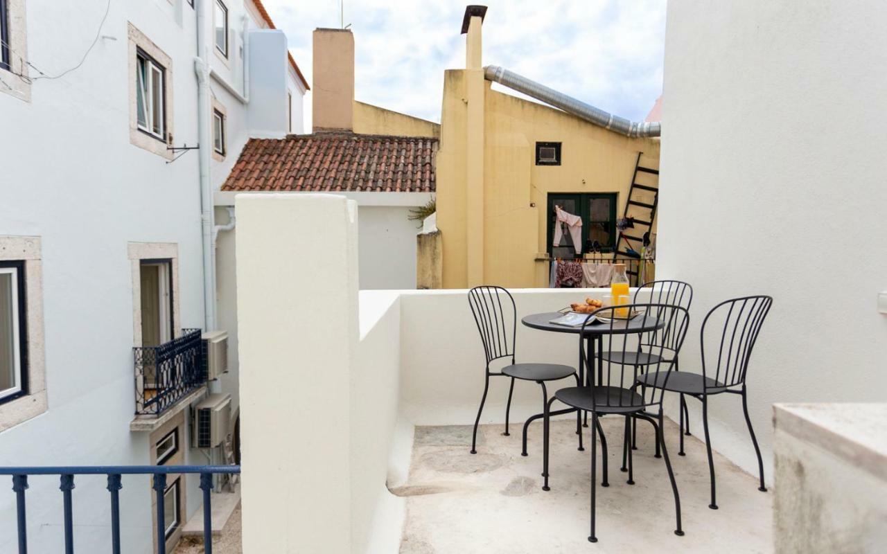 Archi-pelago Alfama Design
