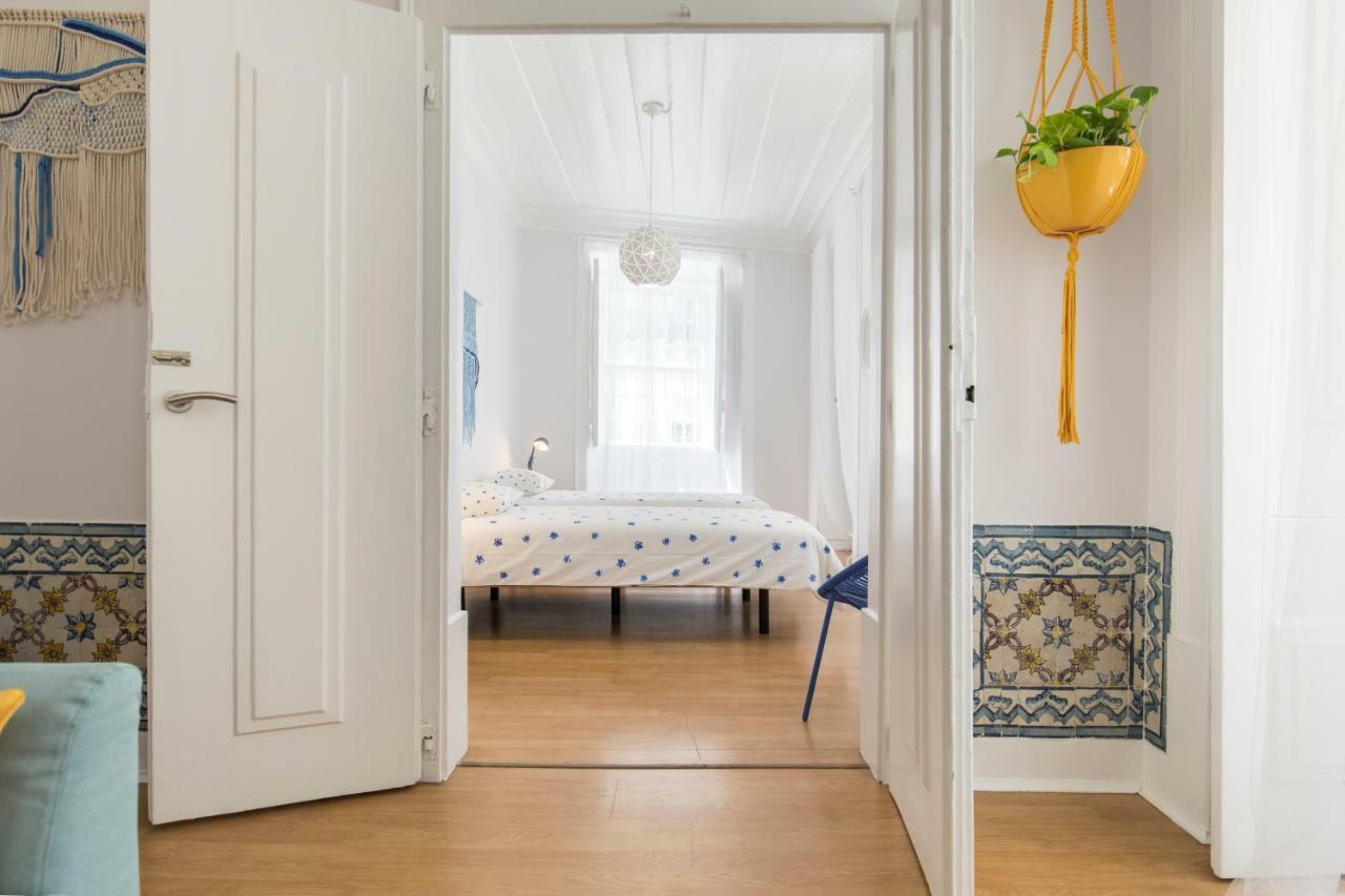 Blue Tiles In Center