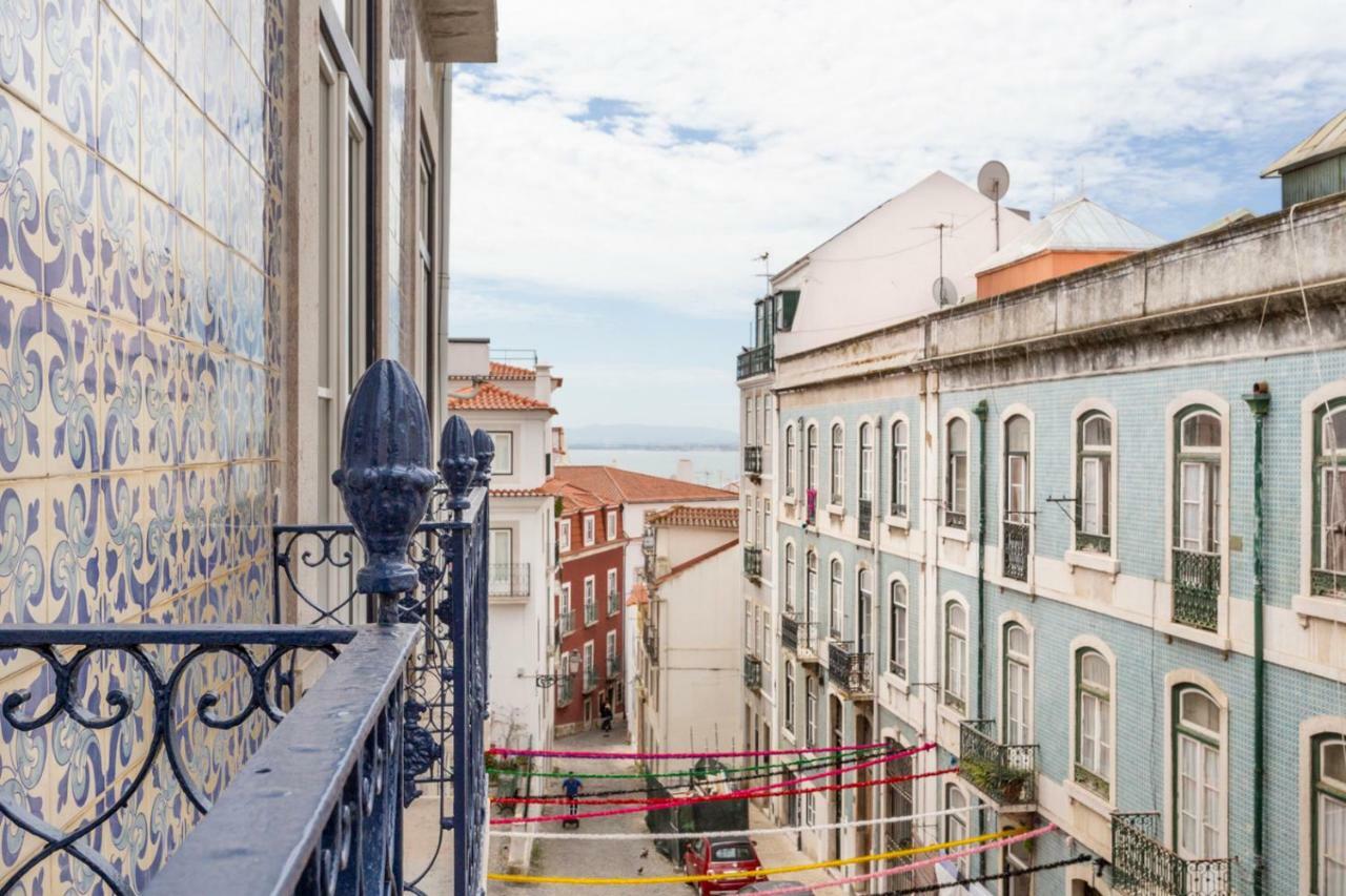 Archi-pelago Alfama Design Pensión 2*