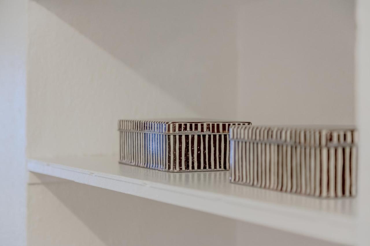 Typical Alfama Apartment, By Timecooler * Lisboa