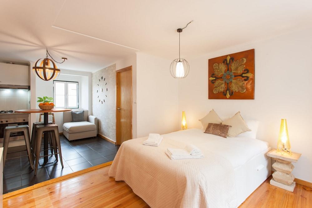 Moniz - By Lu Holidays Hotel