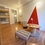 Lookout Lisbon Hostel