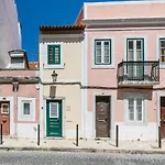 Belem Skinny House