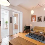 GuestReady - Blue Garden Apartment