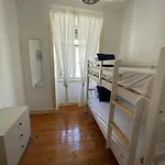7 Seas 3 Hostel