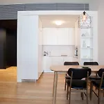 FLH Praça Comércio Wood Design Flat