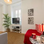 Charming Apartment For A Great Stay In Lisbon