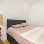 Whome Chic 1-Bed W/ Patio Perfect To Explore Lisbon