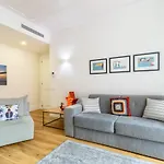 Modern Flat In Downtown Lisbon By Lovelystay