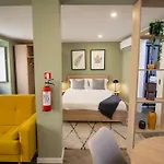 Loios Studios And Apartments