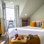 Loios Studios And Apartments