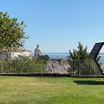 Castle Inn Lisbon Apartments