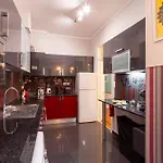 Central Lisbon Vintage & Modern Apartment