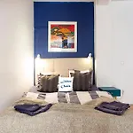 Alfama III - French Balcony And Smart Check-In