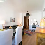 Apartamento central e confortável junto ao bairro da Graça
