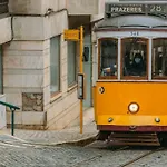 Sunny Apartment In Lisbon
