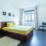 Casa Ribeira Do Bairro Penha De Franca Lisboa