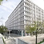 Modern 2Bdr Flat In The City\'S Heart!