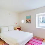Urban Pop Loft At Alfama
