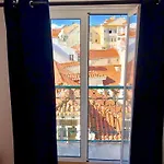 Room In Apartment - 5Lisbon Downtown Private Bedroom City View