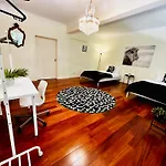 Luxury Rooms In Central Lisbon, Perfect For Tourists