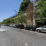 Lovely & Modern In The Center