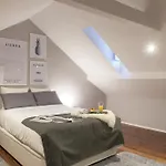 Lisbon Apartment Bairro Alto 3