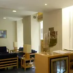 Spru Lisbon Summer Accommodation
