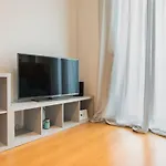 Lovelystay - Family-Friendly Apartment Downtown