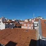 Lovelystay - Bairro Alto Terrace Wonder