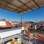 Lovelystay - Bairro Alto Terrace Wonder
