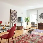 Modern Apartment In Avenida Da Liberdade