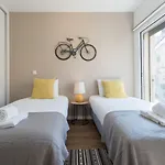 Alfama Lounge Three-Bedroom Apartment W/ River View And Parking - By Lu Holidays