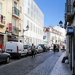 Altido Chic 1Br Apt With Balcony Close By Graca Viewpoint And Tram Stops
