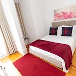 Inn-Chiado Boulevard Guest House