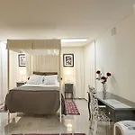 Discovery Apartment Estrela