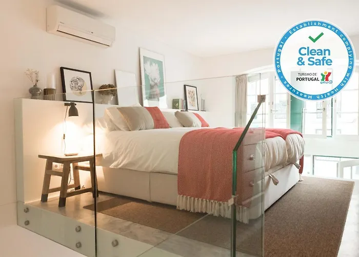 Stylish Tailor Made Flat
