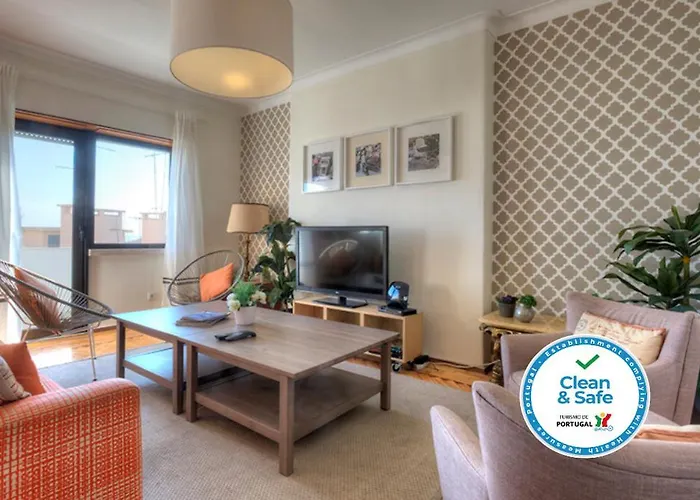 Santa Apolonia 7D - 6 Bedrooms