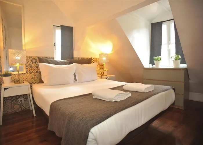 Santos - Upper Loft With River View