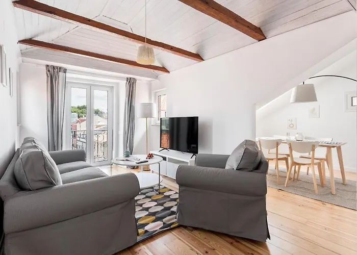 Lapa Stylish Apartment by Altido